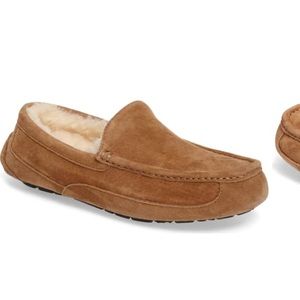 UGG Ascot Suede Slippers